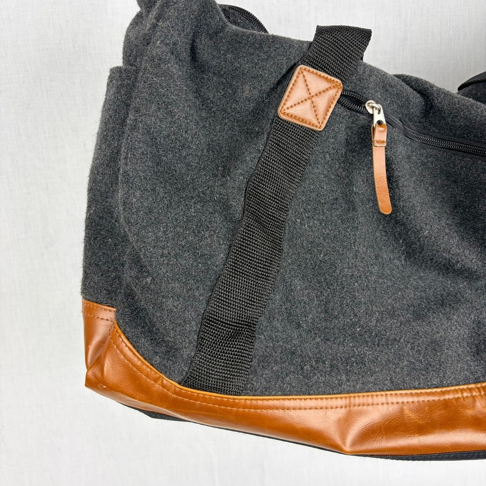 F&CO Charcoal Gray Wool Felt Duffel Bag Tan Leather Trim Weekend Travel Carry On - Picture 3 of 9